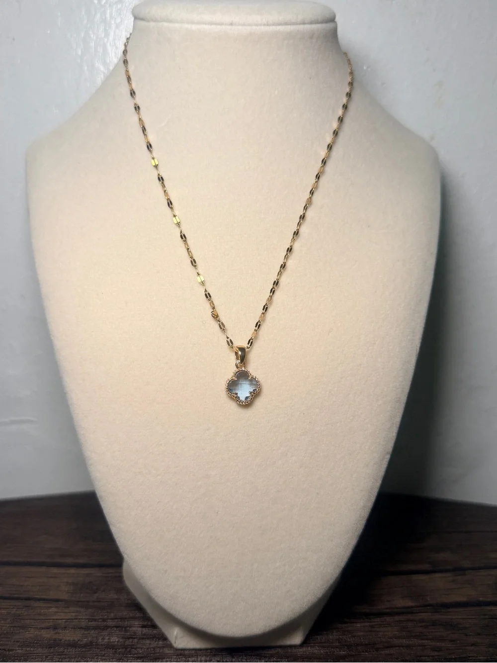 Gold Pendant Necklace with Light Blue Clover Stone